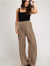 Load image into Gallery viewer, Printed Woven Wide Leg Pant
